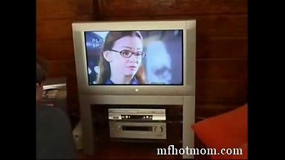 母亲和种马看色情|  mfhotmom.com