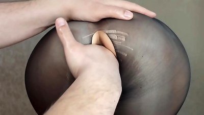 拳交训练带来了喷射性高潮。抓举脱水了